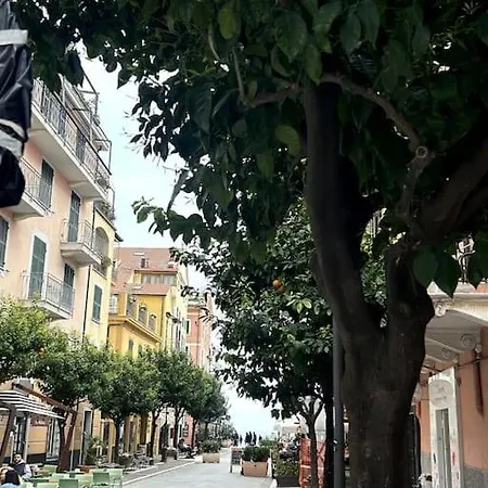 Quadrilocale A 100 M Dal Mare דירה